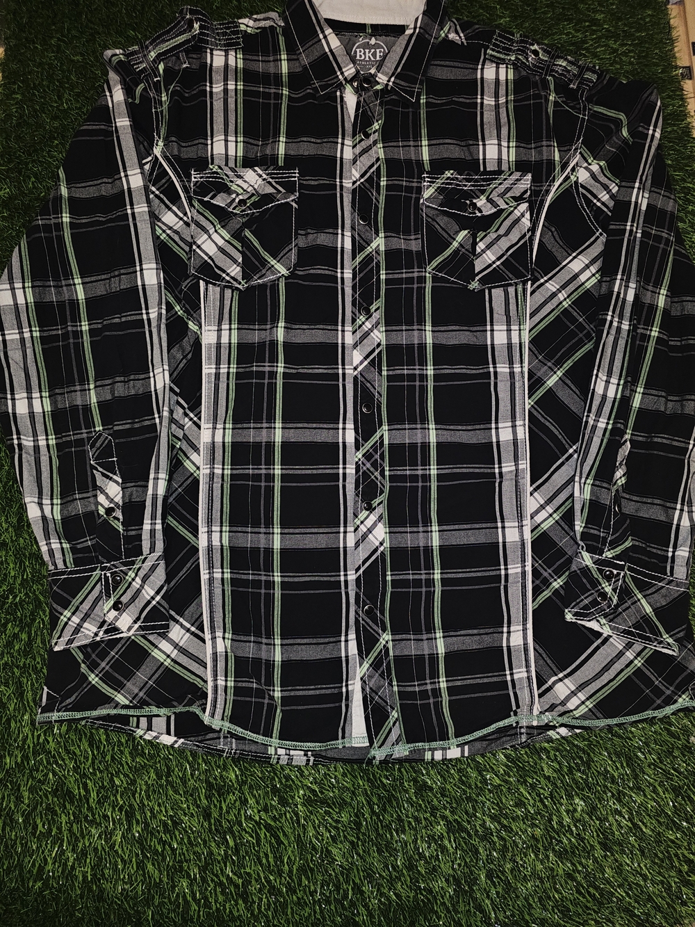 BKE Black, White & Green Plaid Button-Down Shirt